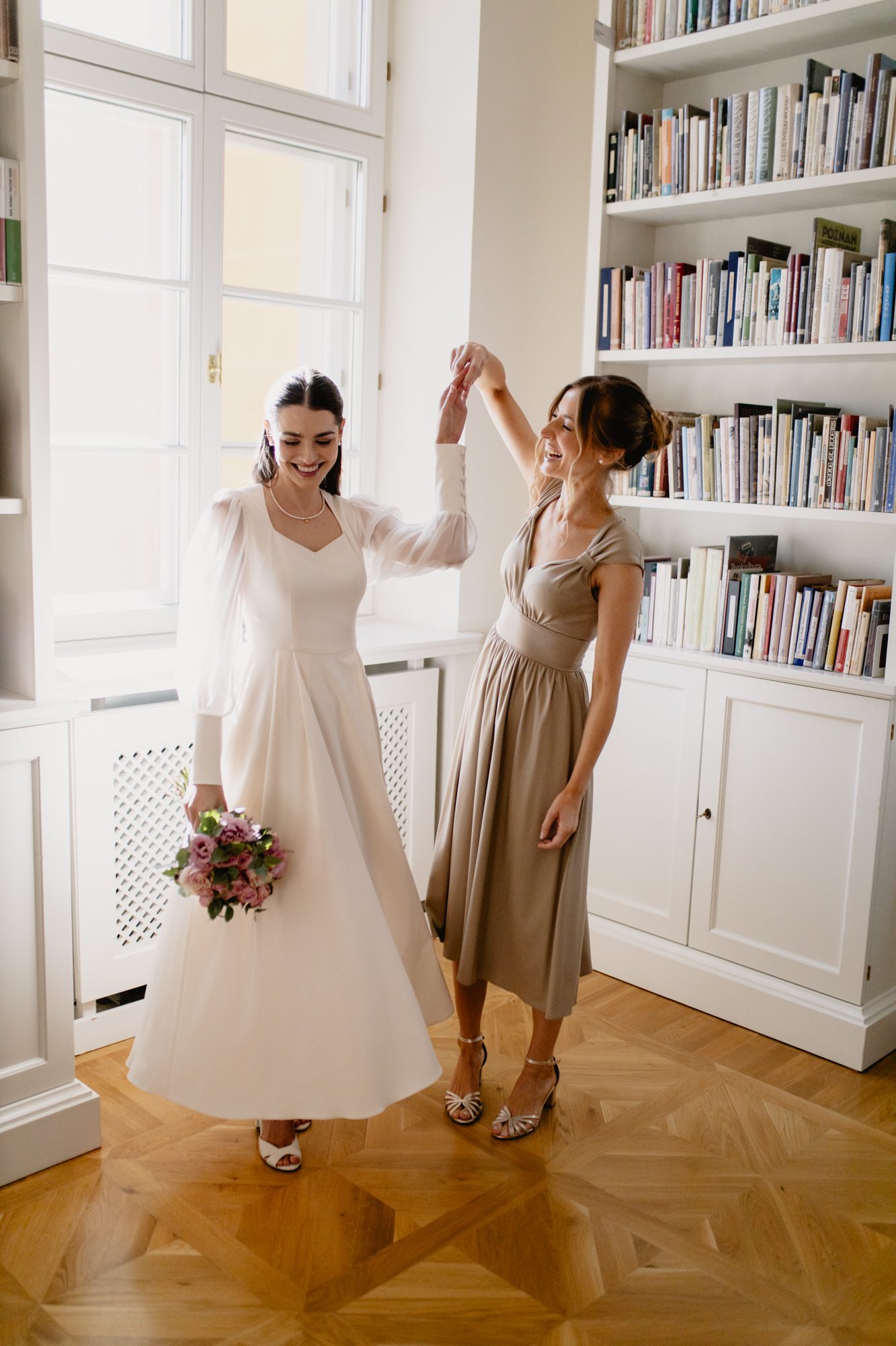 Sukienka Christel Cream - obrazek 3