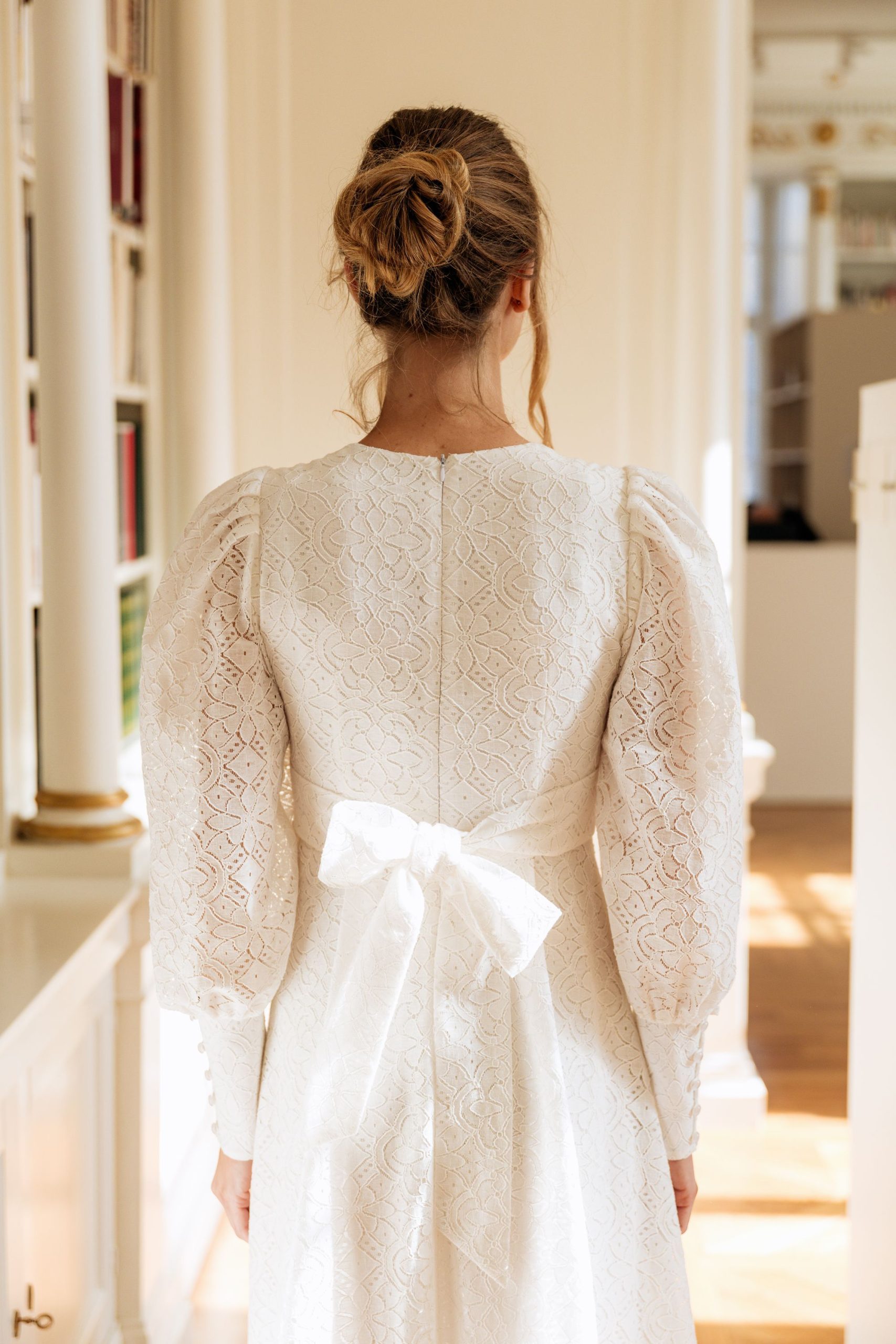 Sukienka Josephine Ecru - obrazek 15